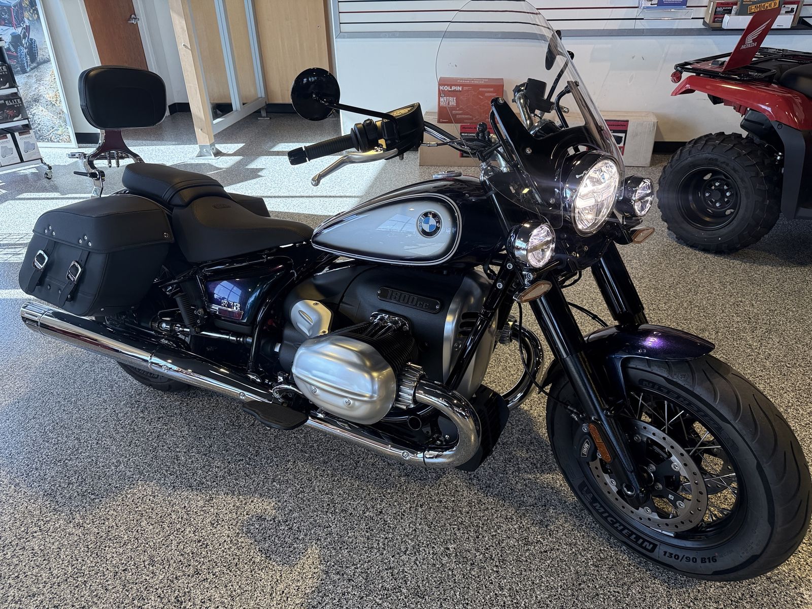2022 BMW R18 –  Galaxie Dust Metallic Paint Only 310 Miles • $9995