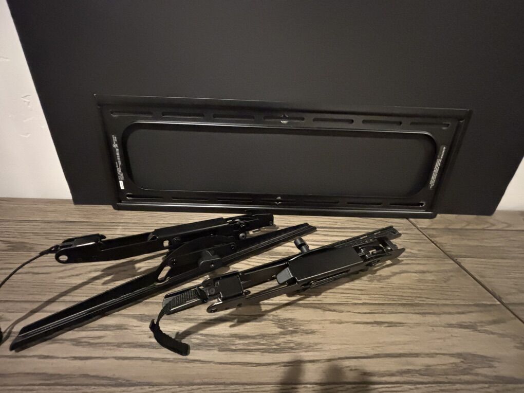 TV Wall Mount 85 TV 150 lbs