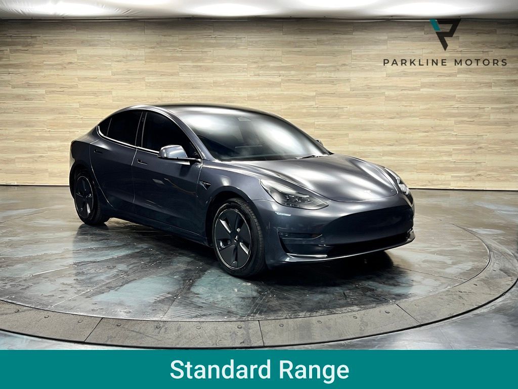 2023 Tesla Model 3 Standard Range