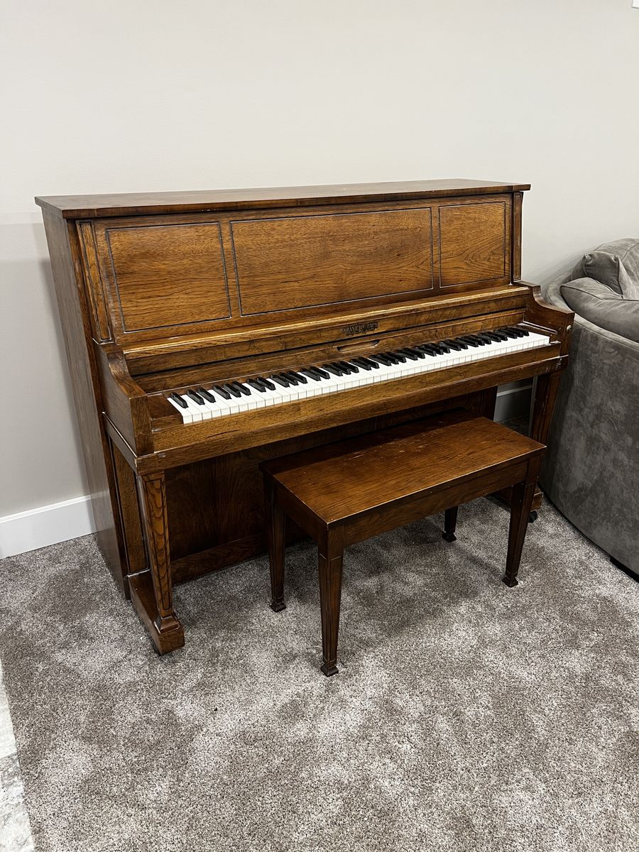 Kranich & Bach upright piano & bench