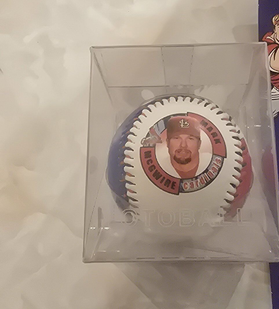 Mark Mcgwire bundle baseball ball and magazine