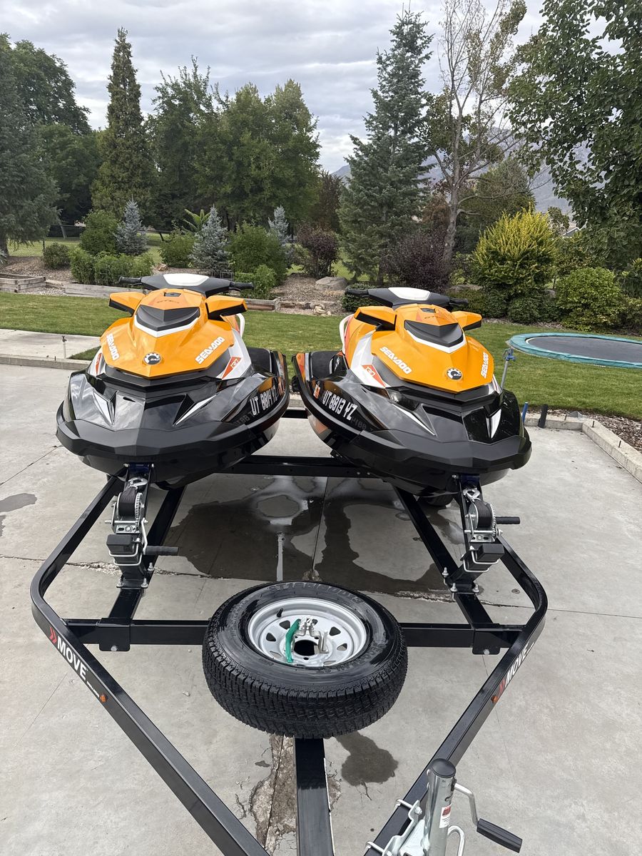2018 SeaDoo GTI SE 130 Pair w/Trailer
