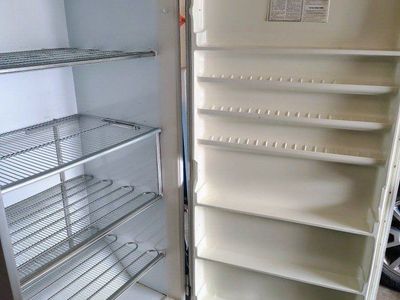 31 cu ft upright freezer