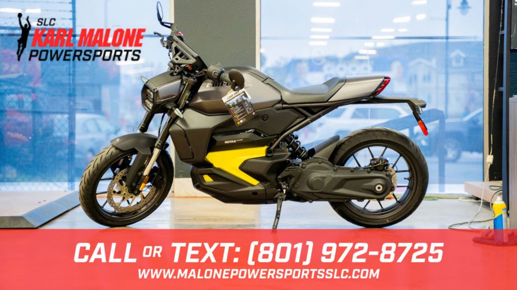 2025 CAN-AM Pulse - B02790