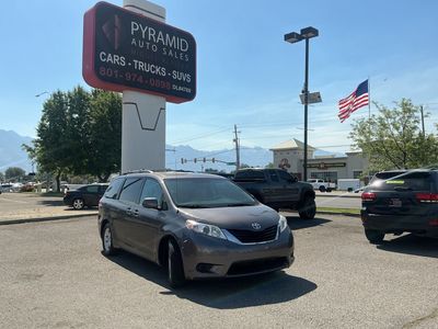 2011 Toyota Sienna LE 8-Passenger