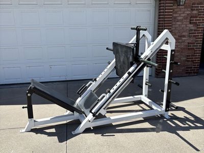 Leg Press Commercial Strength Inc