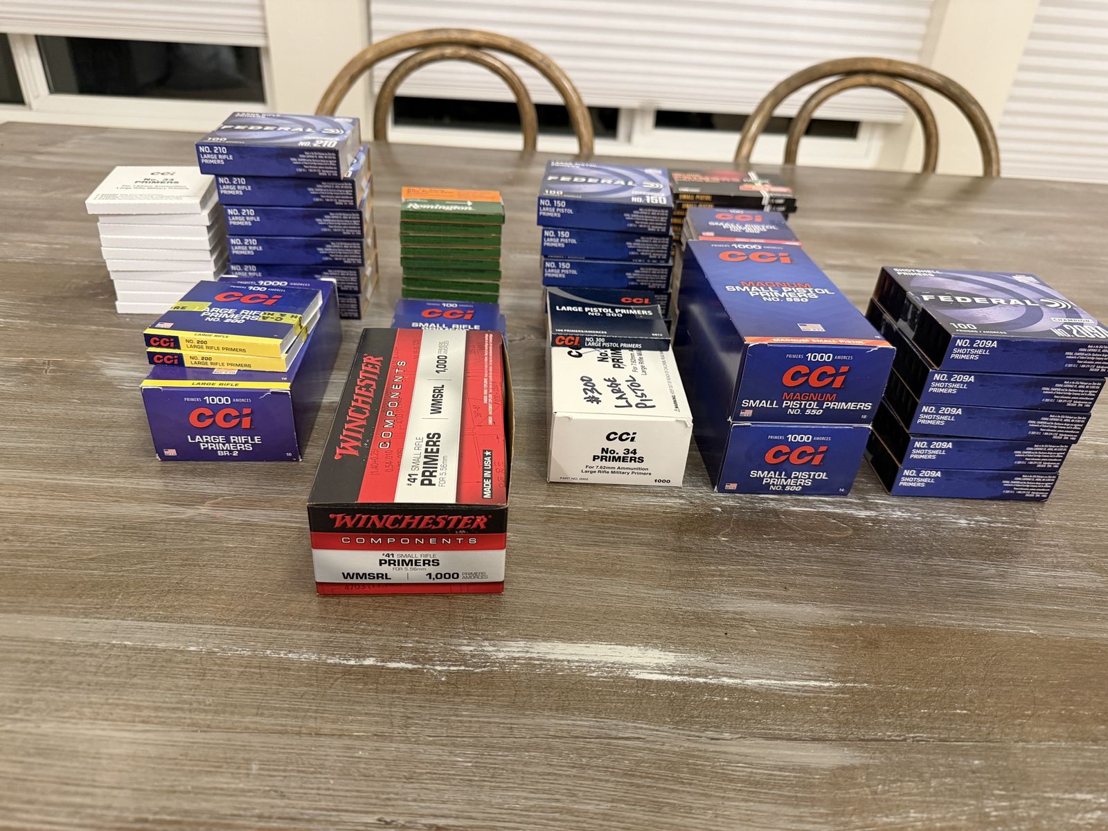 Over 11000 reloading primers