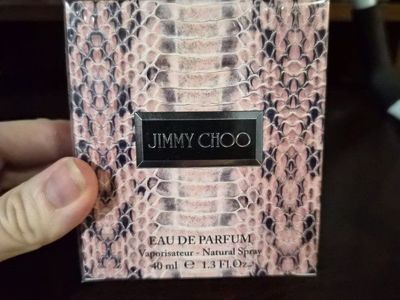New Authentic Jimmy Choo Eau de Parfum - 40ml/1.3 Fl.Oz. - Natural Spray