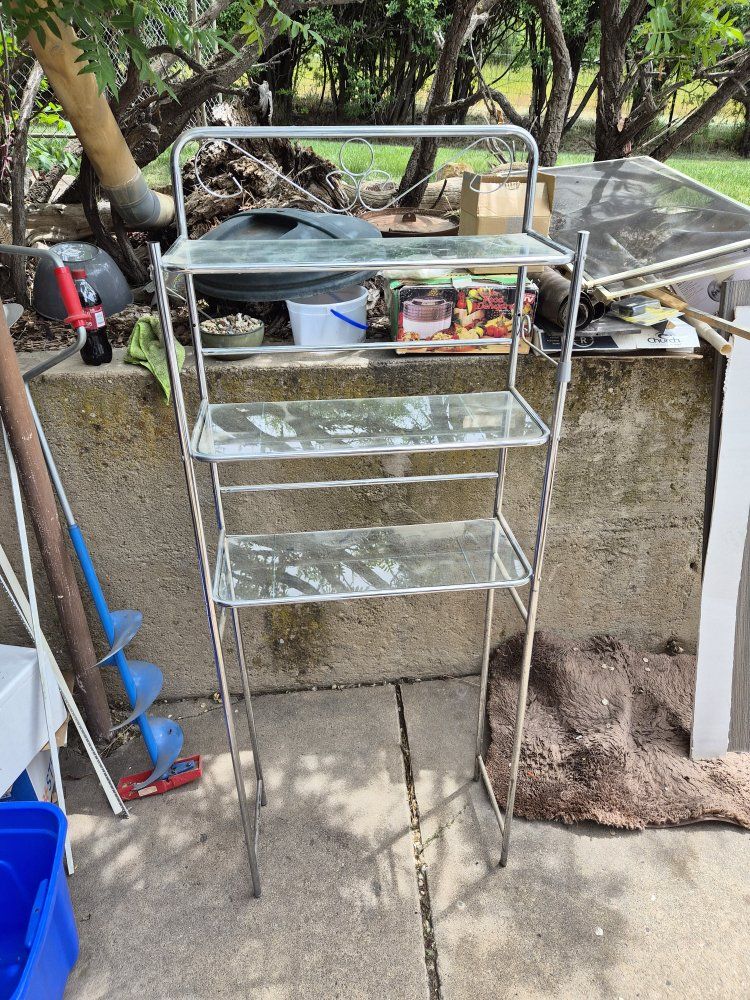 Shelves for behind/over the toilet