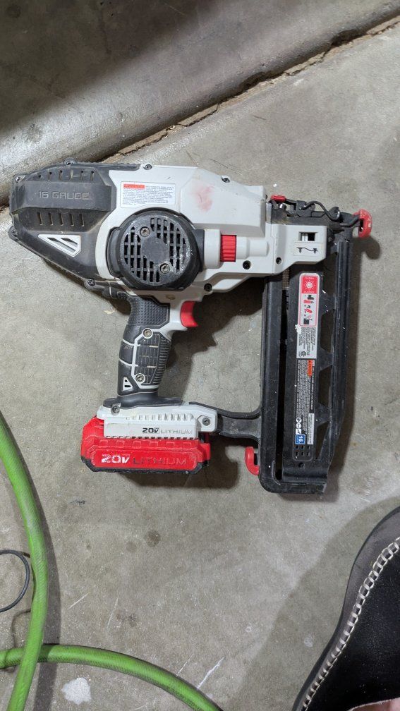 Main image 4