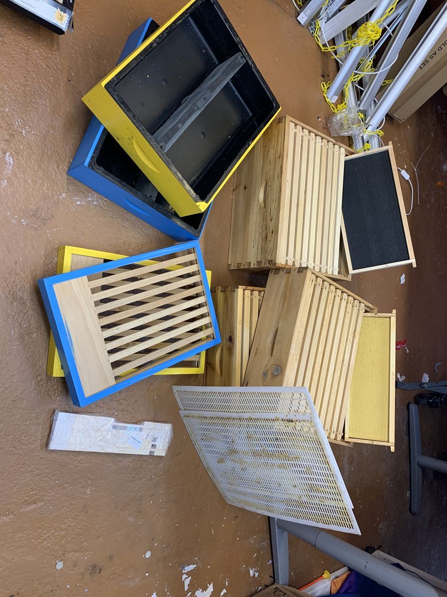 Beehives and Beekeeping Gear (suits, supers, frames, and more)