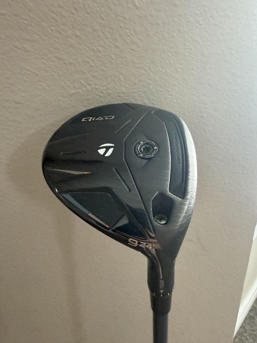 Taylormade Qi4D 9 wood