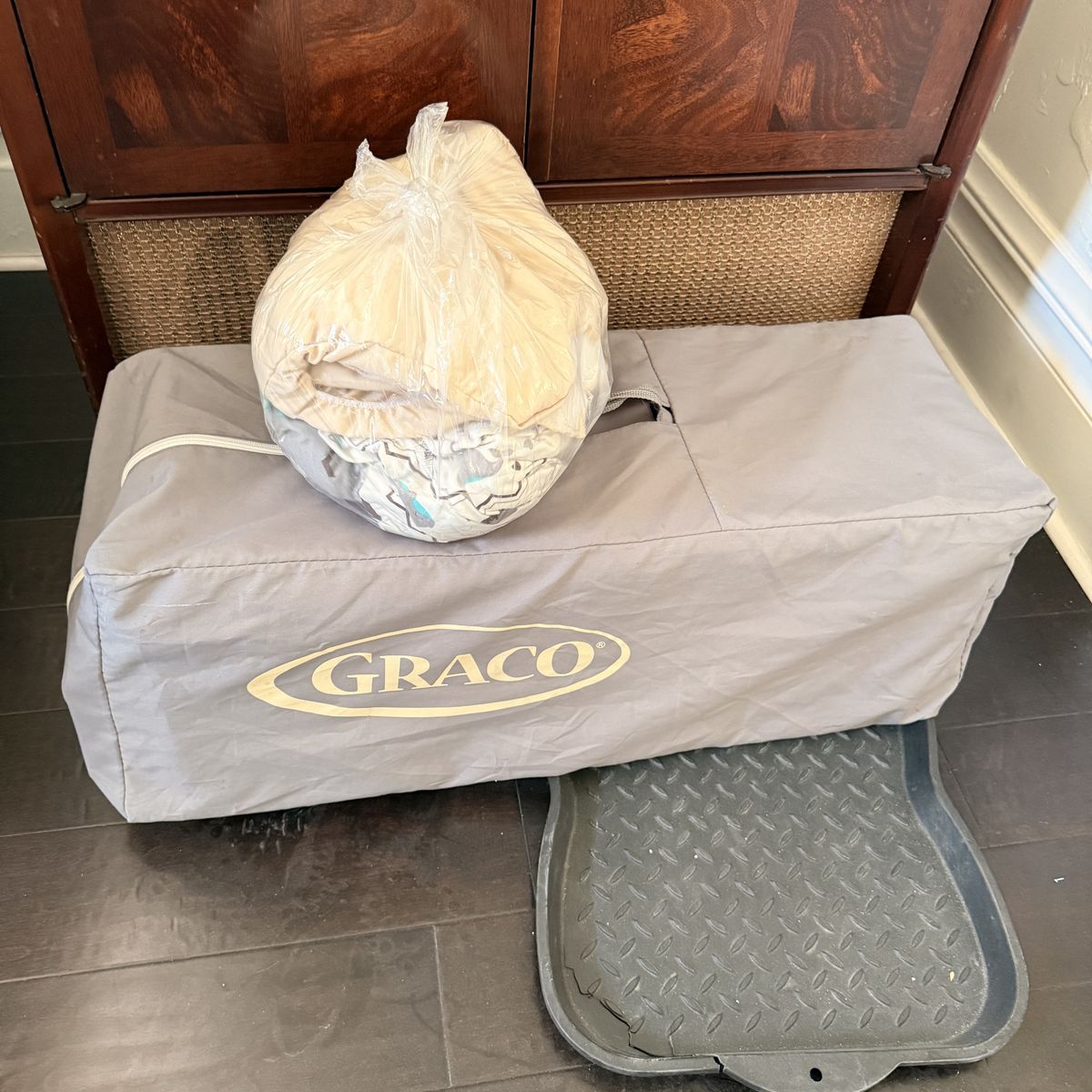 Graco Pack n Play Portable Playard - Gray/Cream, Gently Used