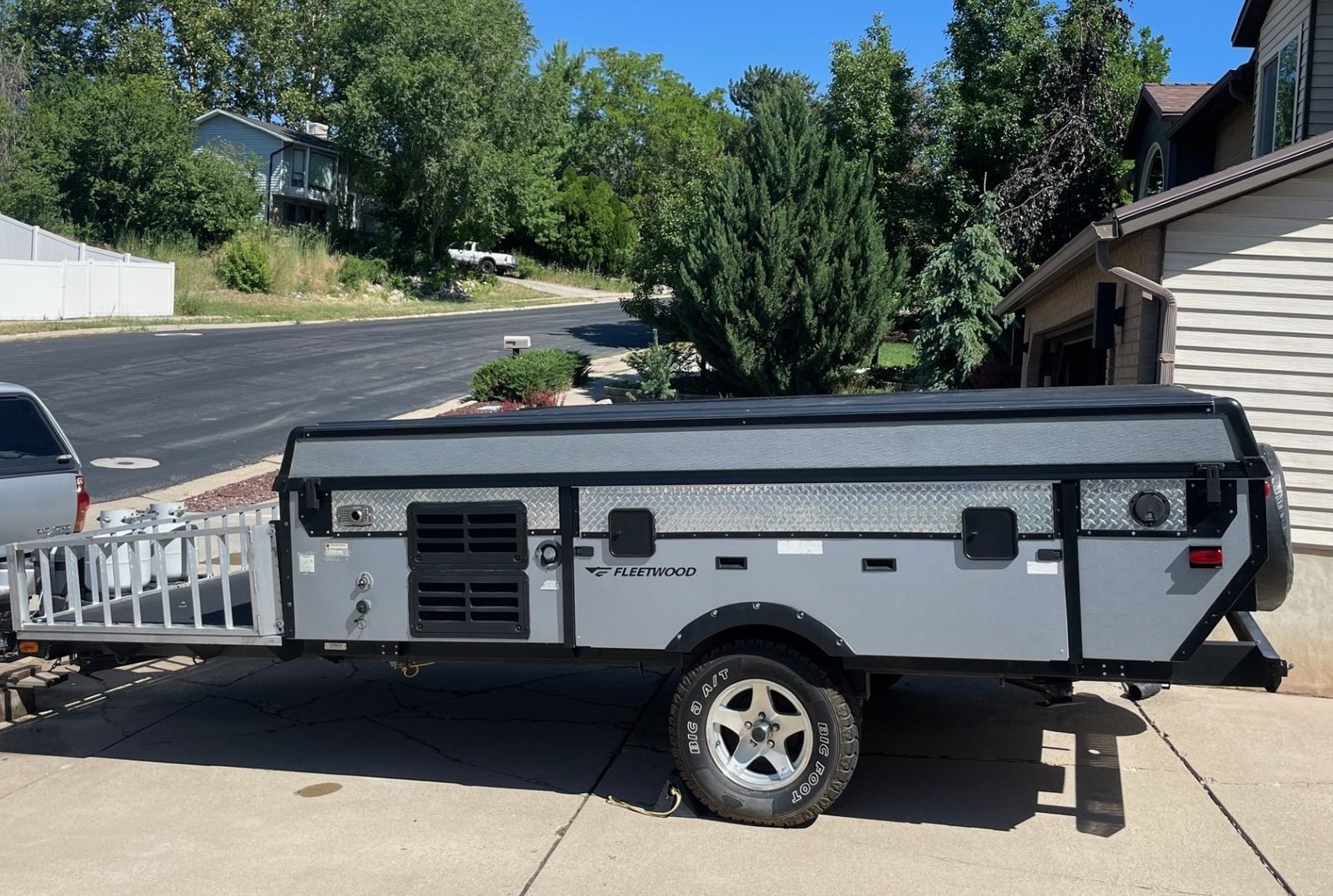 Fleetwood Evolution E3 Folding Camp Trailer