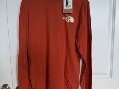 New The North Face Men’s Long Sleeve Cotton Crew M