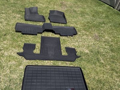 Great Condition WeatherTech mats for 2025-26 Ford Explorer