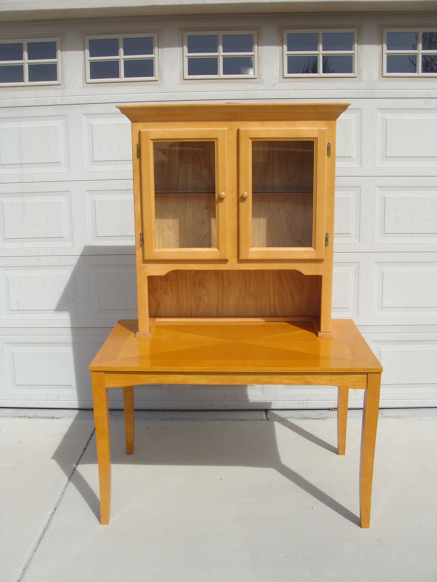 Lighted Display Case and Table