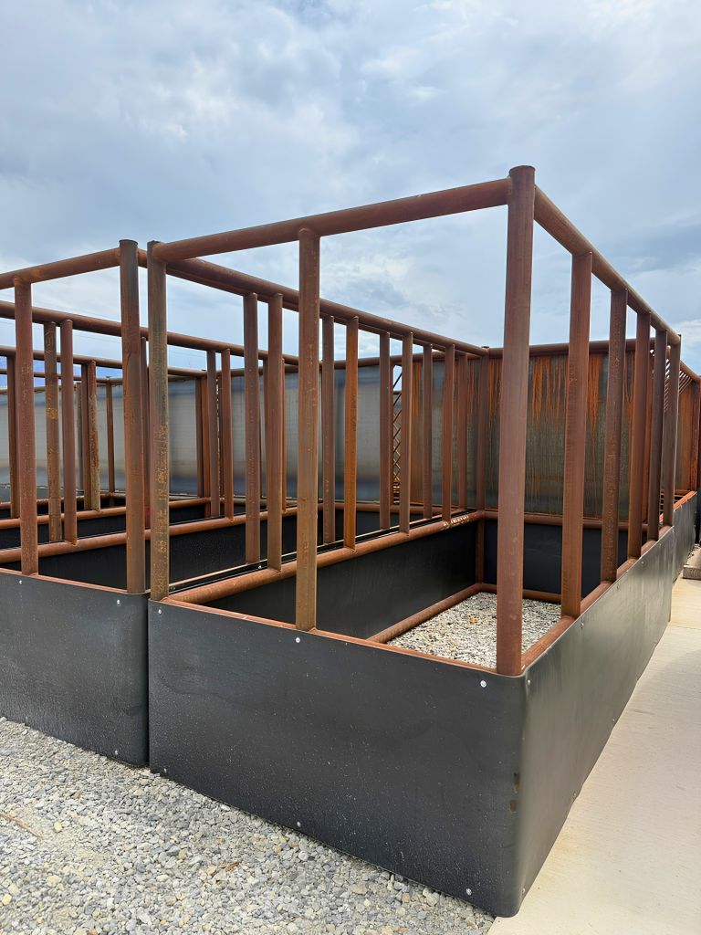 Tall Hay Feeder 4'x10'x6' 