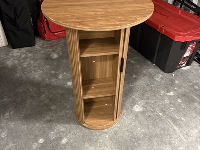 Round Bar Height Pub Table
