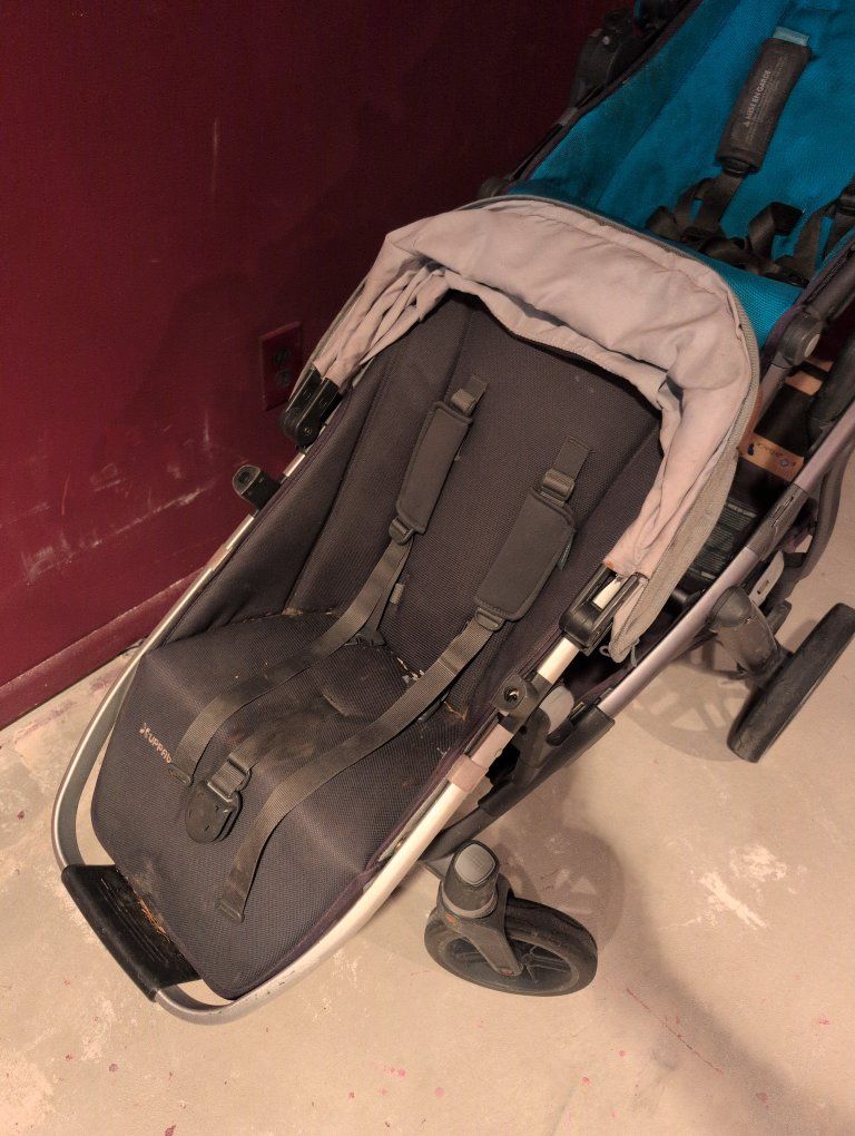 Main image 3