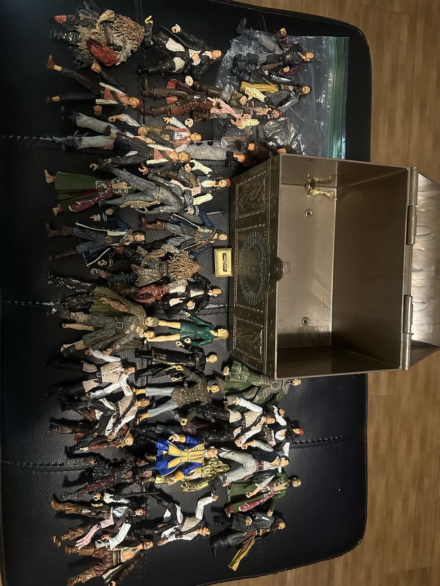 Huge Lot Of Pirates Of The Carribean Figures