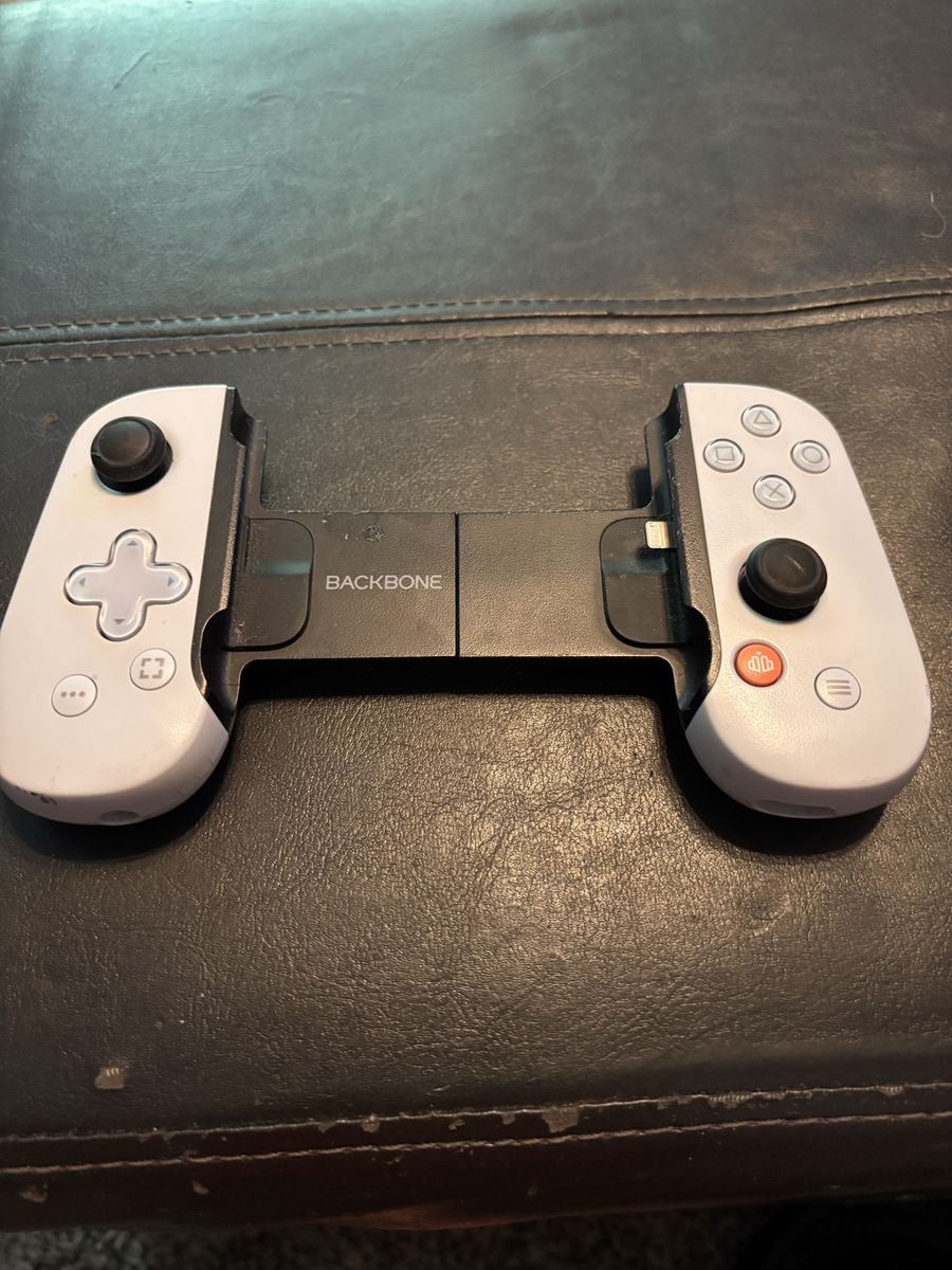Backbone one mobile gaming controller for iPhone/playstation
