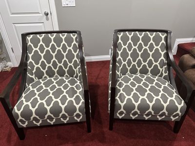 Accent Chairs