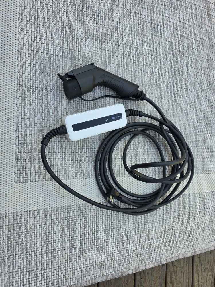 Besen BS-PCD018 ev charger, new