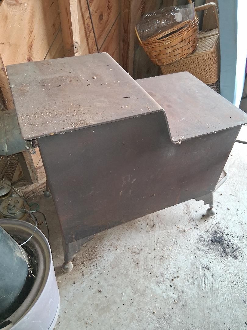 Fisher Wood Burning Stove Free, you pickup in Hanna, UT
