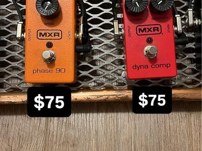 3 Effects Pedals