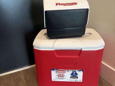 Coleman 30 Quart Chest Cooler - & Igloo 6 can cooler