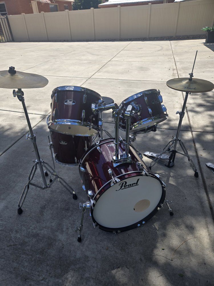 Pearl Roadshow Complete Drum Set - Wine Red - Used Good