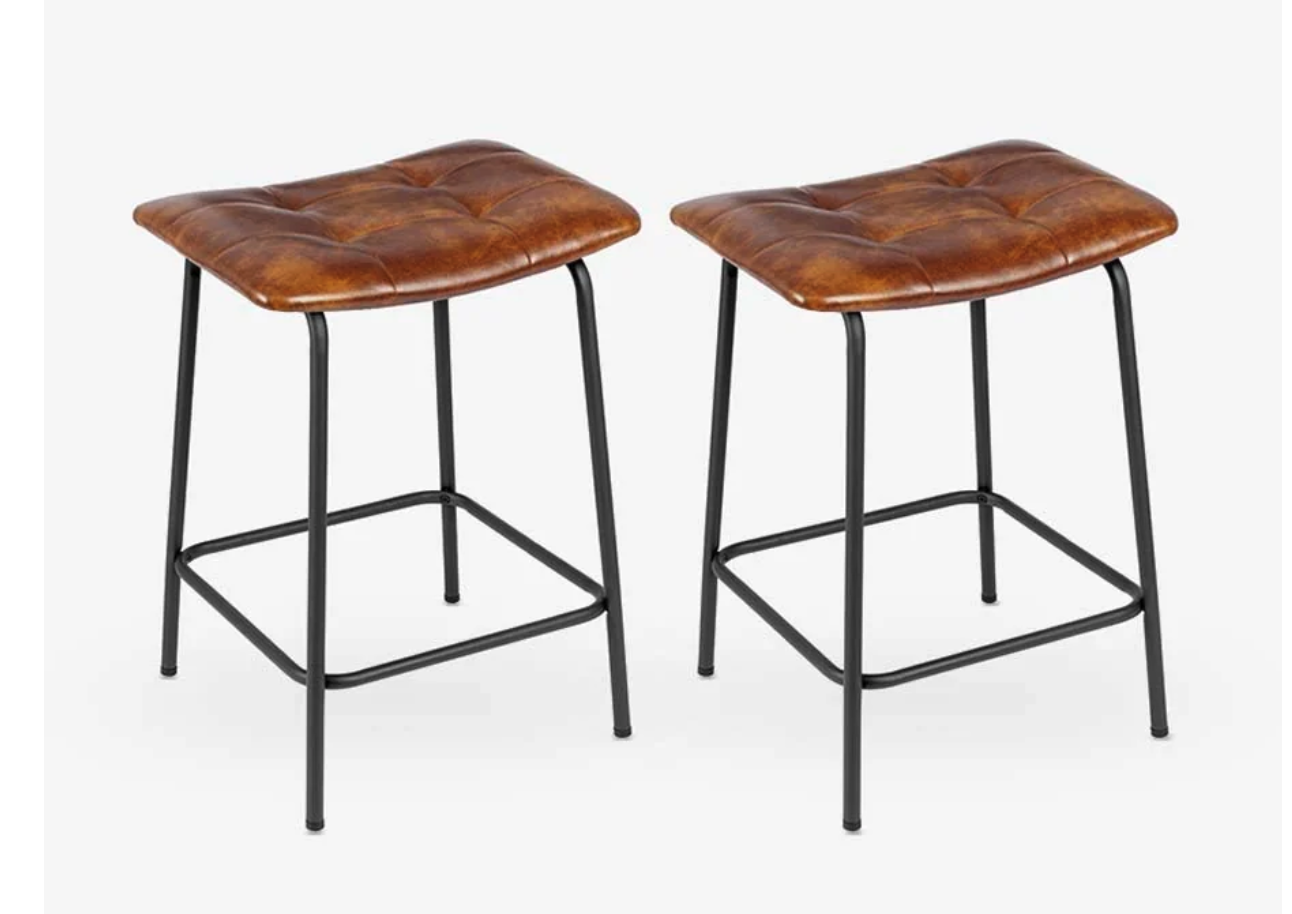 New in Box Set of 2,24" Grapevine Saddle Counter Stools