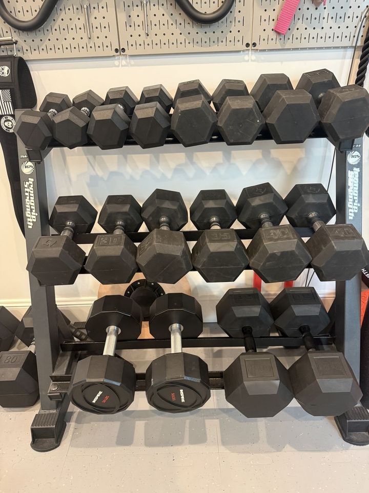 Main image 3