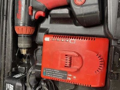 Cordless drill Snap-on