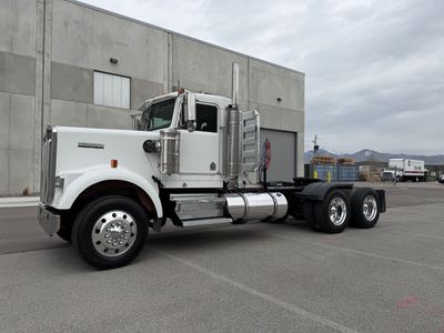 2002 Kenworth W900 Day Cab