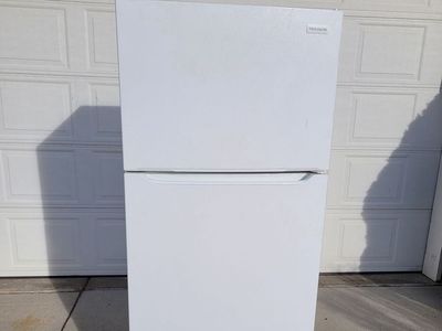 Frigidaire Refrigerator