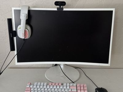 PC monitor set up