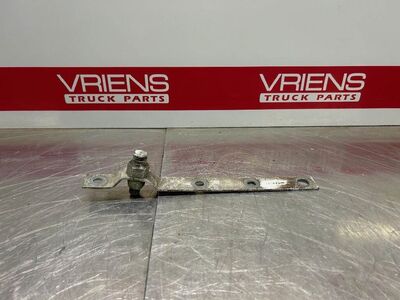 Peterbilt 378 Tilt Assist Spring Hood Bracket, Part # 13-03506