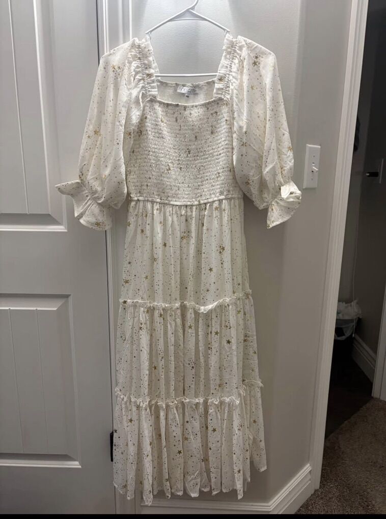 White And Gold ivy City Co Dress