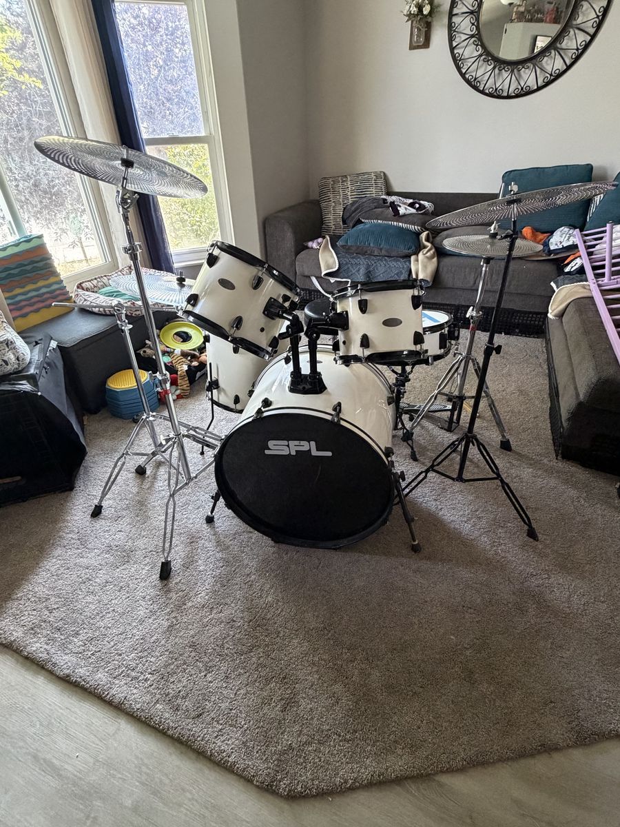 SPL Performer Series 5-Piece Drum Set with Cymbals and Hardware - White, Used