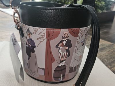 Rare Stretching Portraits Disney Purse