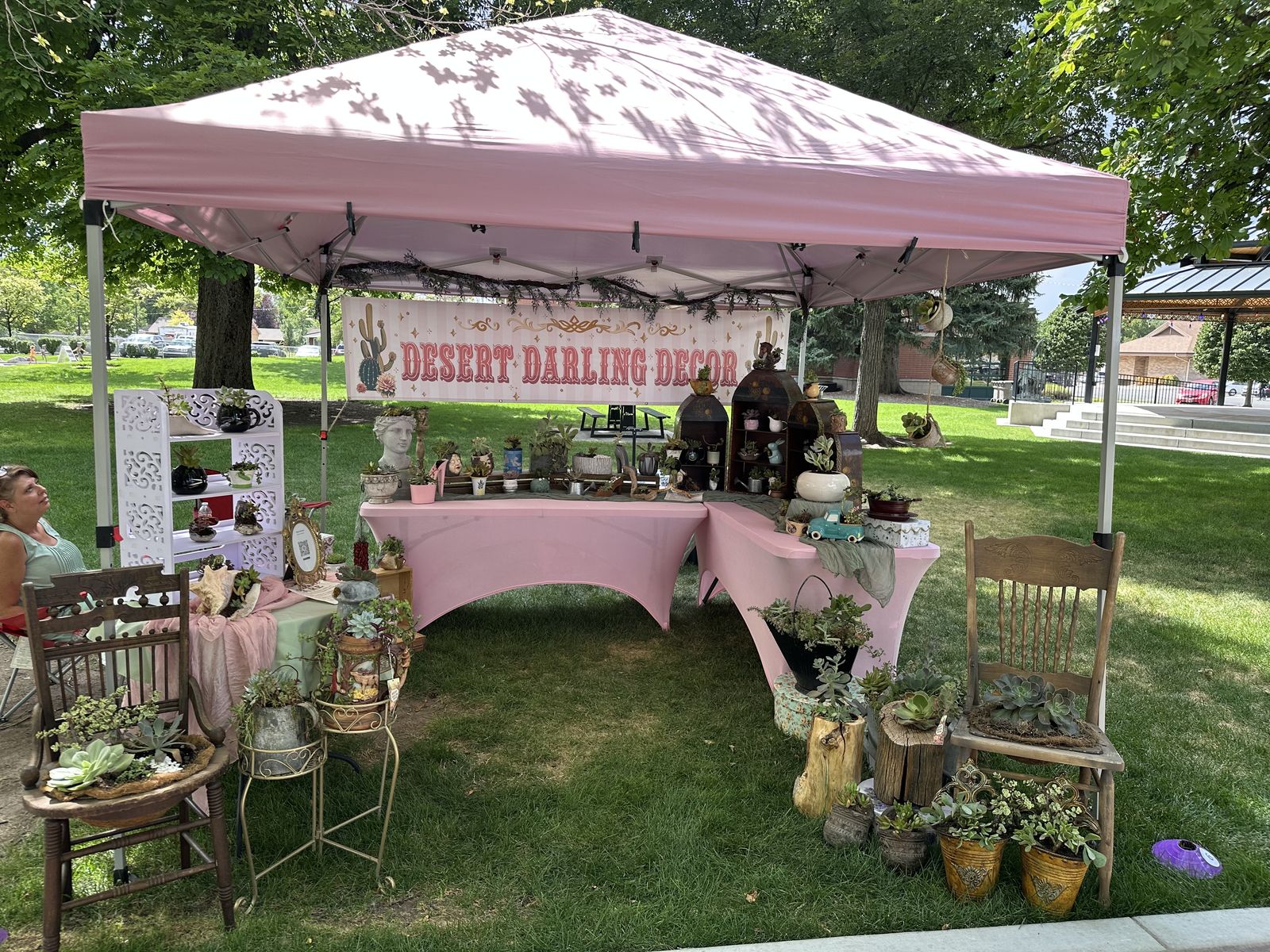 Springville Farmers Market - SUCCULENT DECOR