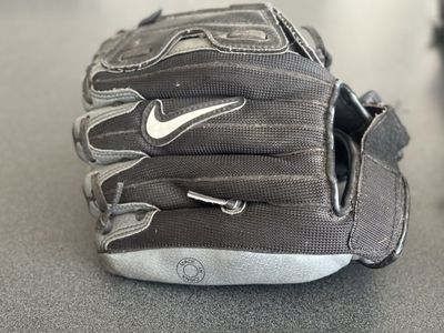 Used Nike IGNITOR Baseball Glove Black 11