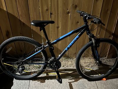 Trek kids mountain bike