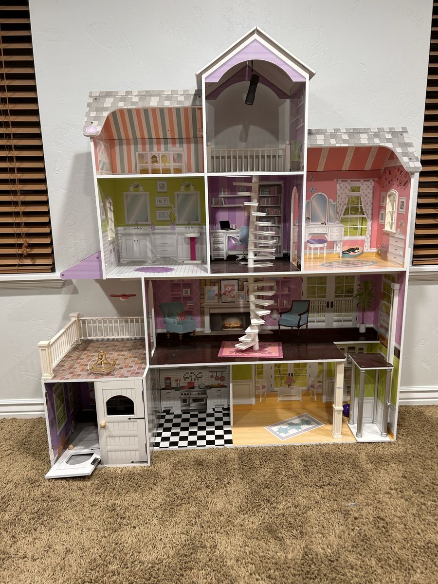 Barbie house