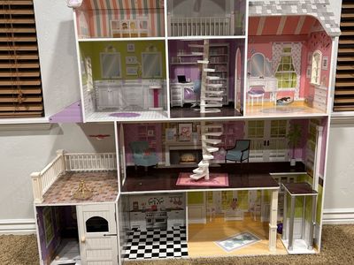 Barbie house