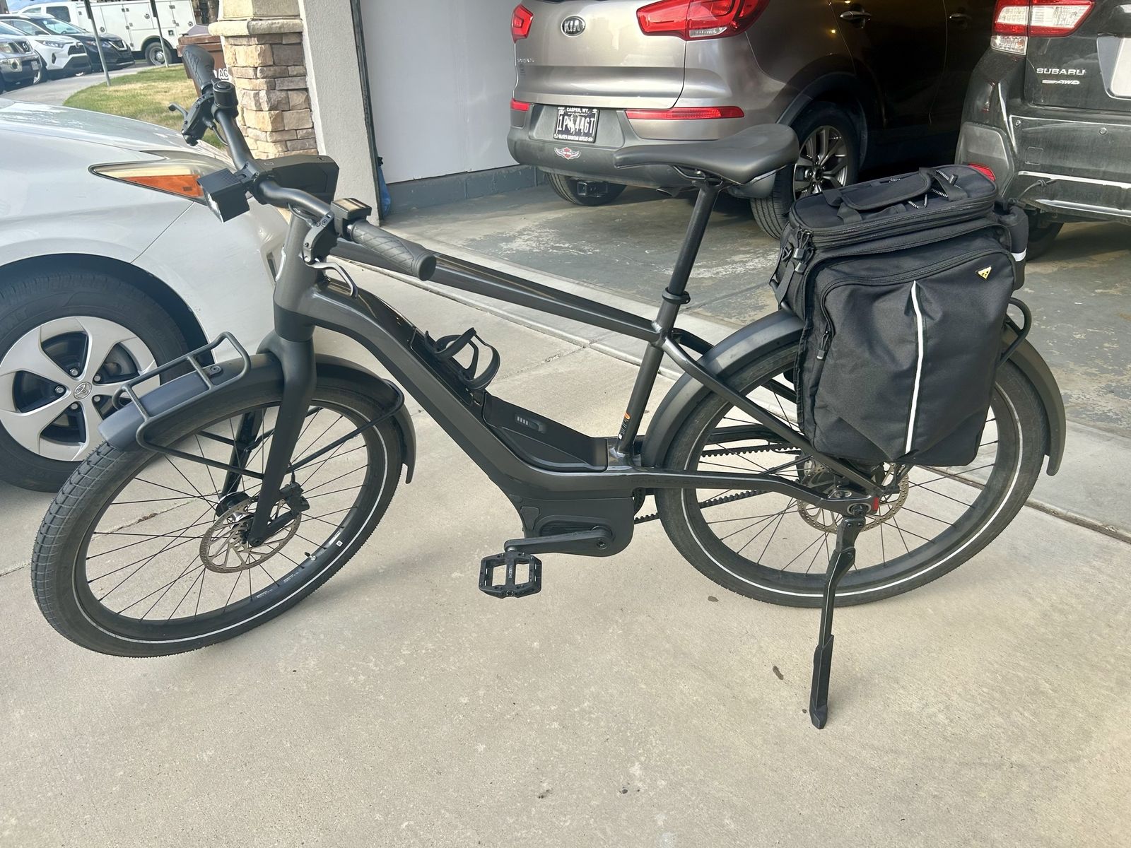 Serial 1 Rush Speed. 28MPH  size Large