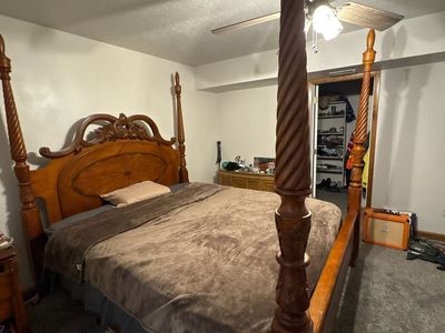 King Bed Set, BEAUTIFUL WOOD DESIGN