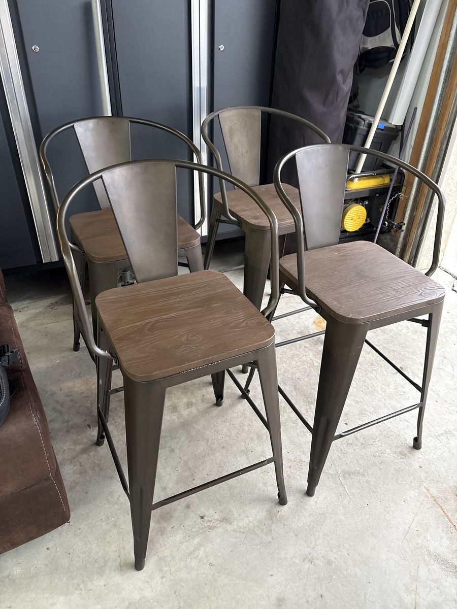 Set Of 4 Bar Stools